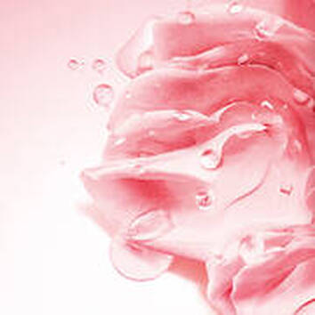 MAXI LIP, a exclusiva tecnologia Lancôme que diminui linhas finas e cria o aspecto de lábios mais carnudos Ingrediente Maxi Lip, presente no hidratante labial IDÔLE JUICYTREAT de Lancôme